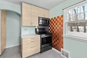 2714 9th Ave E, North Saint Paul, MN 55109 - Photo 17