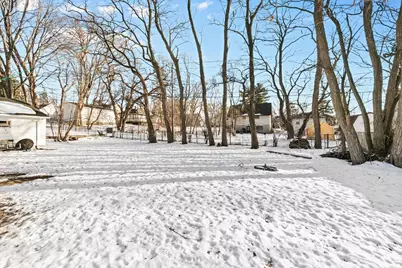 2714 9th Avenue E, North Saint Paul, MN 55109 - Photo 3