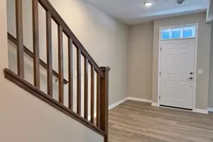 906 Woodlawn Ave, Saint Paul, MN 55116 - Photo 9