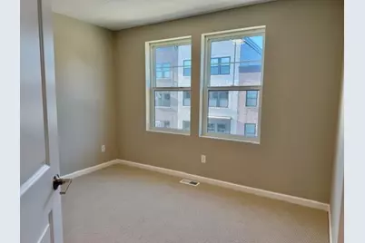 906 Woodlawn Avenue #F, Saint Paul, MN 55116 - Photo 27