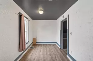 1311 Pacific St, Saint Paul, MN 55106 - Photo 21