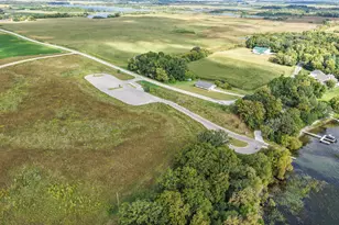 46520 Poss Beach Rd, Pelican Rapids, MN 56572 - Photo 37