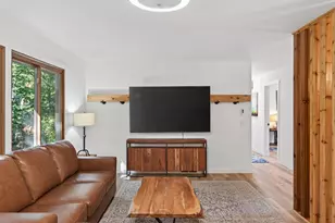 3225 Wellington Ln N, Plymouth, MN 55441 - Photo 7