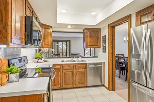 8430 Pennsylvania Rd, Bloomington, MN 55438 - Photo 19