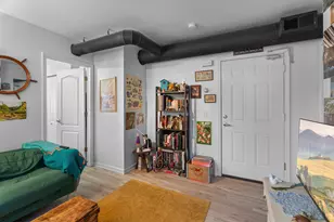 2420 4th Ave S, Minneapolis, MN 55404 - Photo 37