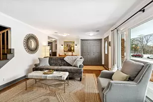 434 Yosemite Ave N, Golden Valley, MN 55422 - Photo 9