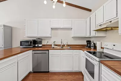 6844 Buckingham Court, Woodbury, MN 55125 - Photo 9