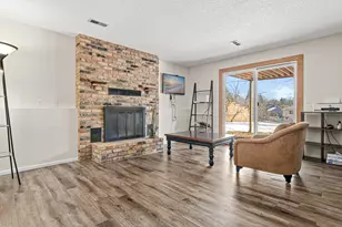 6844 Buckingham Ct, Woodbury, MN 55125 - Photo 21