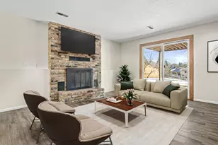 6844 Buckingham Ct, Woodbury, MN 55125 - Photo 19