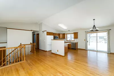 902 Berg Boulevard SE, Stewartville, MN 55976 - Photo 13