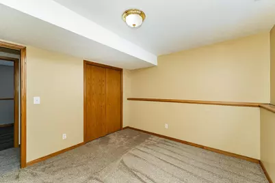 902 Berg Boulevard SE, Stewartville, MN 55976 - Photo 27