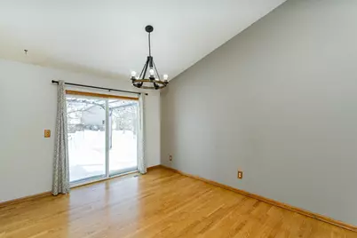 902 Berg Boulevard SE, Stewartville, MN 55976 - Photo 9