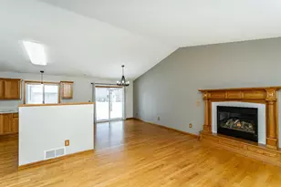 902 Berg Blvd SE, Stewartville, MN 55976 - Photo 11