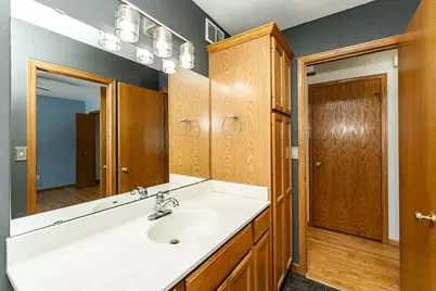 902 Berg Boulevard SE, Stewartville, MN 55976 - Photo 17