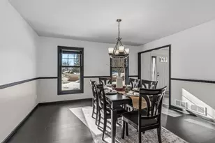 4180 Columbine Ct, Vadnais Heights, MN 55127 - Photo 17