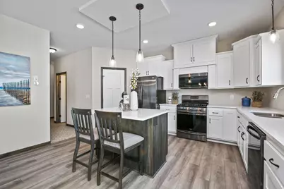 1984 Norma Way, Lino Lakes, MN 55038 - Photo 7