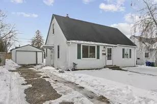 2138 3rd St E, Saint Paul, MN 55119 - Photo 15