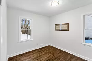 2138 3rd St E, Saint Paul, MN 55119 - Photo 9