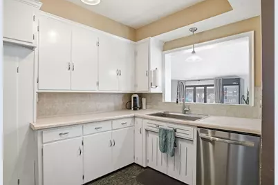 729 6th Avenue SW, Faribault, MN 55021 - Photo 17