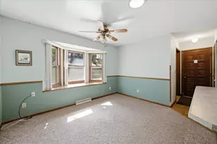 1656 Upper 55th St E, Inver Grove Heights, MN 55077 - Photo 5