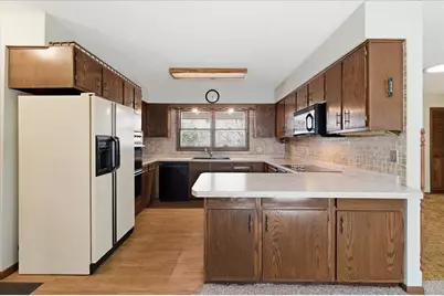 1656 Upper 55th Street E, Inver Grove Heights, MN 55077 - Photo 7