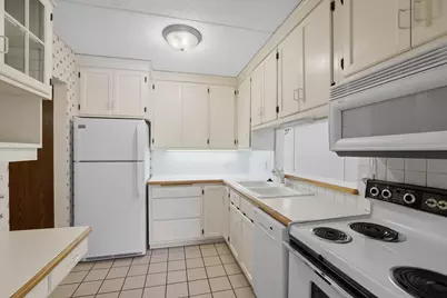 10531 Cedar Lake Road #312, Hopkins, MN 55305 - Photo 11