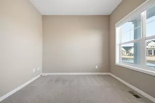 11725 35th St N, Lake Elmo, MN 55042 - Photo 7