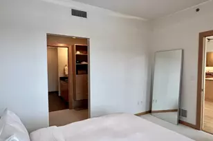 215 10th Ave S, Minneapolis, MN 55415 - Photo 13