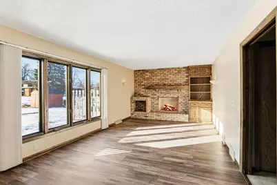 5736 Matterhorn Drive NE, Fridley, MN 55432 - Photo 13