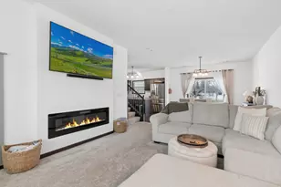 2574 Vierling Dr E, Shakopee, MN 55379 - Photo 7