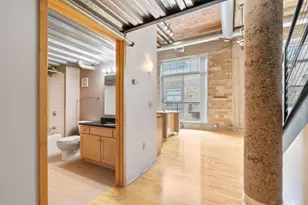 521 S 7th St, Minneapolis, MN 55415 - Photo 5