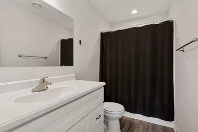 2084 Reaney Avenue E, Saint Paul, MN 55119 - Photo 15