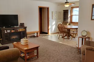 535 E Highland Park Dr NE, Hutchinson, MN 55350 - Photo 9