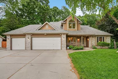 13452 Flagstaff Avenue, Apple Valley, MN 55124 - Photo 3