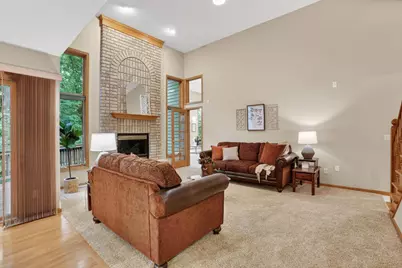 13452 Flagstaff Avenue, Apple Valley, MN 55124 - Photo 9