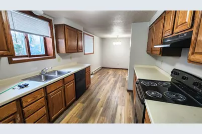 1334 17th Street S, Fargo,  58103 - Photo 3