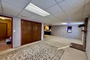 300 19th Ave NE, Waseca, MN 56093 - Photo 11