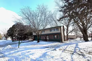 300 19th Ave NE, Waseca, MN 56093 - Photo 7