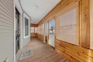 1195 Edgerton St, Saint Paul, MN 55130 - Photo 21