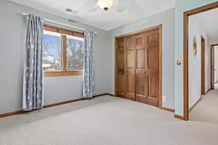 5816 Oxford St N, Shoreview, MN 55126 - Photo 23