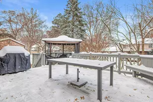 5816 Oxford St N, Shoreview, MN 55126 - Photo 35