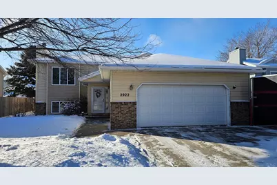 2922 23rd Avenue S, Fargo,  58103 - Photo 1