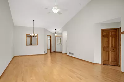 2817 Jordan Drive, Woodbury, MN 55125 - Photo 9