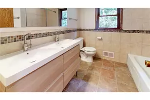 3308 Roosevelt Ct NE, Saint Anthony, MN 55418 - Photo 11