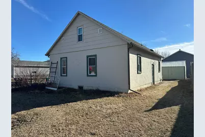 217 N Blue Mound Avenue, Luverne, MN 56156 - Photo 15