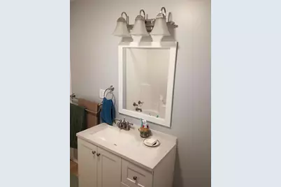 217 N Blue Mound Avenue, Luverne, MN 56156 - Photo 9