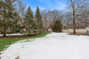 16108 Kensington Ct, Minnetonka, MN 55345 - Photo 13