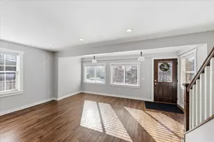 1039 Sims Ave, Saint Paul, MN 55106 - Photo 3