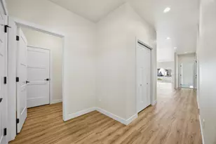 3740 33rd St S, Moorhead, MN 56560 - Photo 3