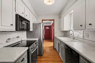 2966 Simpson St, Roseville, MN 55113 - Photo 9